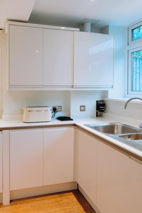 Modern 1br In Brixton - Just Renovated! * Londra